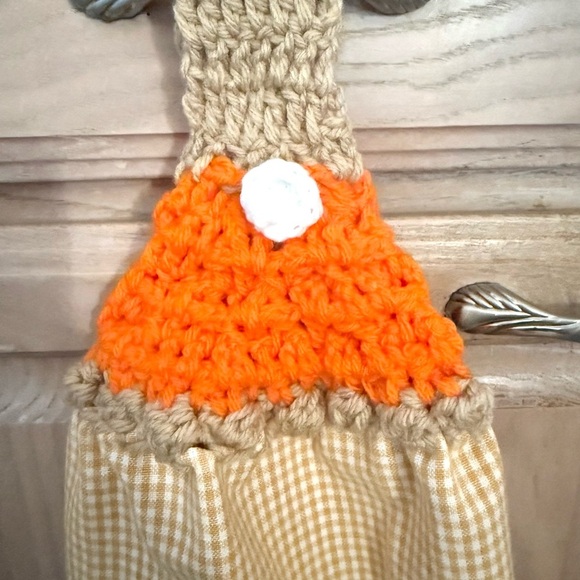 Handmade Crochet Top Kitchen Towel [ Fall Pumpkin Pie Gingham] - Picture 4 of 5